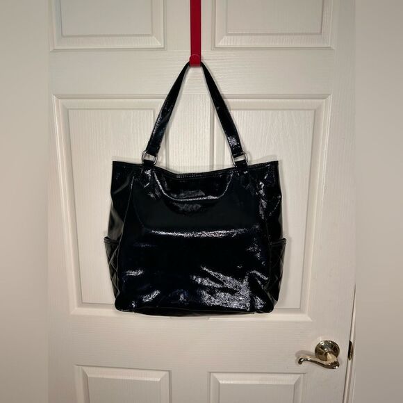 Kenneth Cole Reaction purse - Picture 2 of 7